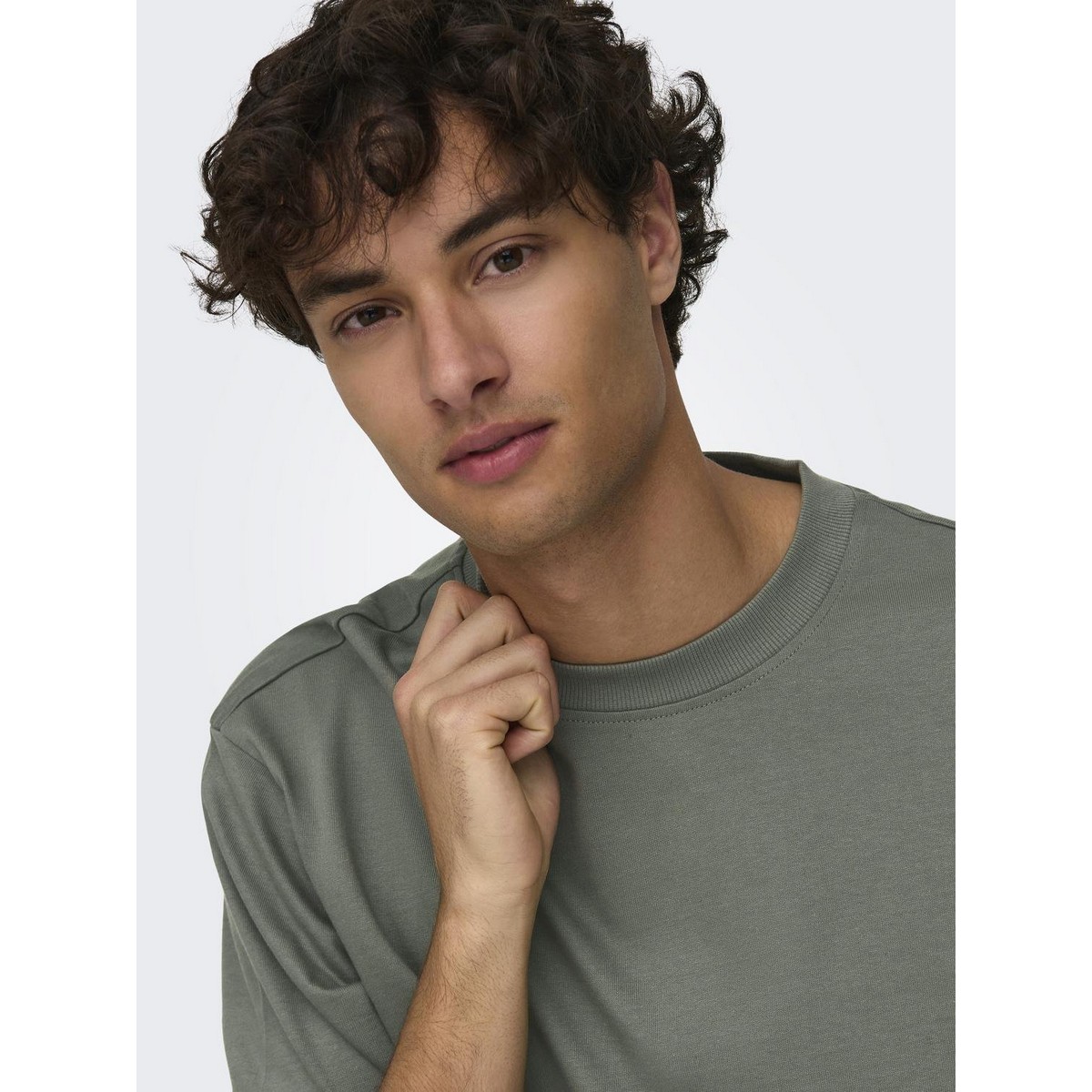 ONLY & SONS MEN΄S OVERSIZE FIT COTTON ROUND NECK T-SHIRT 22027787 CASTOR GRAY